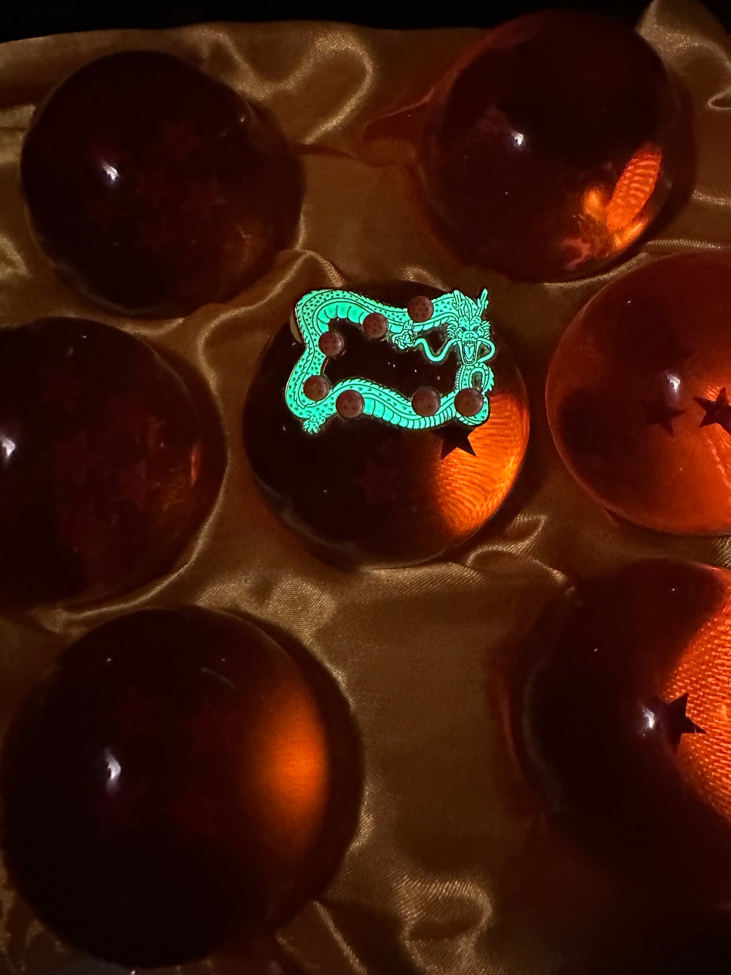 Shenron all white batterman(gitd)